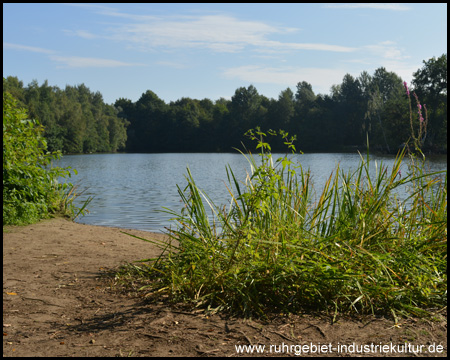 Hurra: eine freie Zugangstelle zum Wasser gefunden