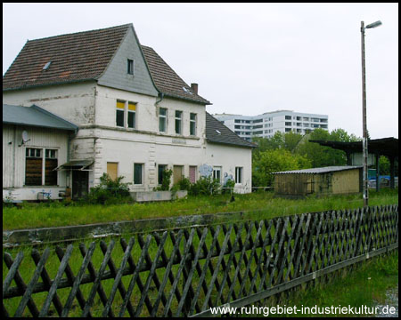 Heute abgerissenes Empfangsgebäude