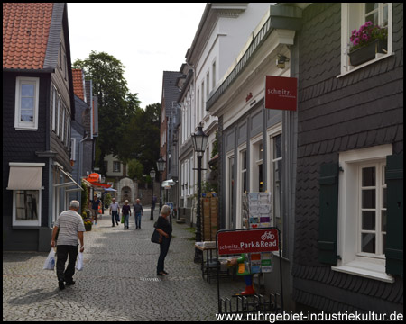 Altstadt von Werden: Park & Read am RuhrtalRadweg