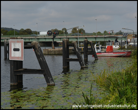 Bootsanlegestelle am Stauwehr