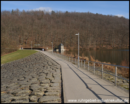 Die Callerbach-Talsperre in Iserlohn