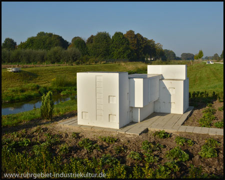 Meisterhaus von Gropius als eines der drei Häuser