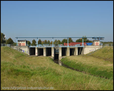 Seseke-Düker unter dem Datteln-Hamm-Kanal