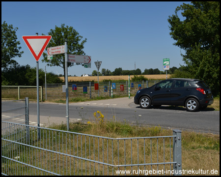 Die Gemälde-Galerie beginnt am Schwarzen Weg