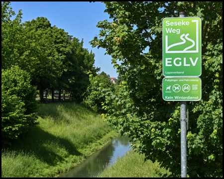 Schild Sesekeweg an der Seseke in Kamen