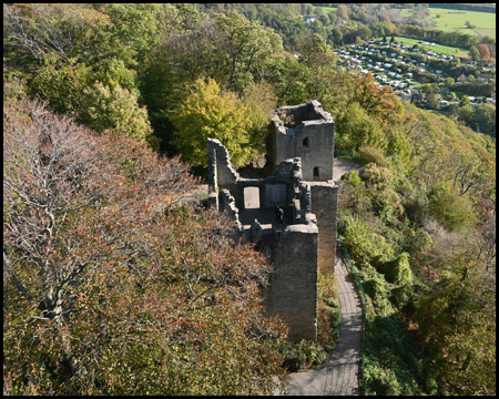 Ruine Hohensyburg von oben gesehen