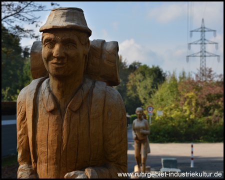 Wanderparkplatz am westlichen Ende in Sinsen