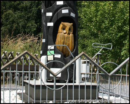 Radfahrerdenkmal an der Eule