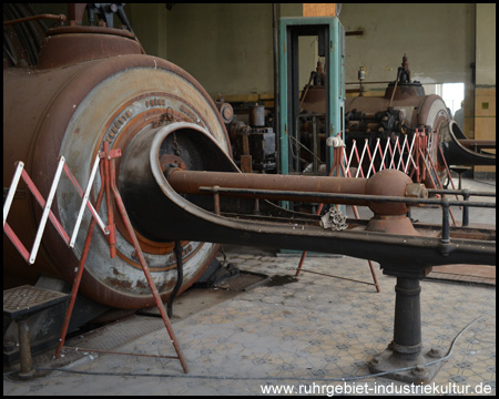 Alte Dampf-Fördermaschine der Zeche Bergmannsglück