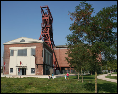 Südliche Maschinenhalle am Schacht IX der Zeche Consolidation