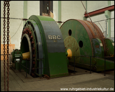 Maschinenhalle der Zeche Grillo