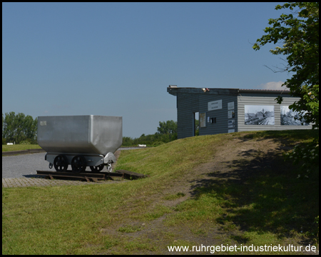 Lore als Erinnerung und Bilder der Zeche an der Driving Range