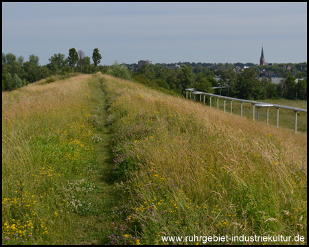 Landschaftsbauwerk am Bergwerk General Blumenthal