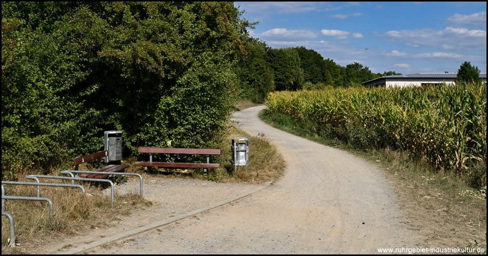 Rastplatz am Rande des Radweges kurz vor Aplerbeck